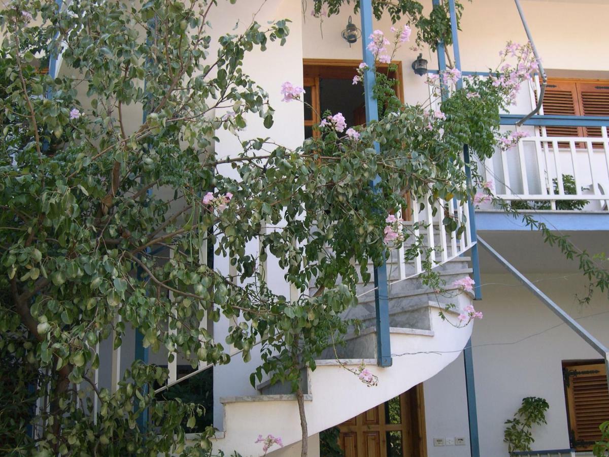 Seaview- 2 Space - Selfcatering Apartment - Helen No 3 ซิโรปิกาโด ภายนอก รูปภาพ